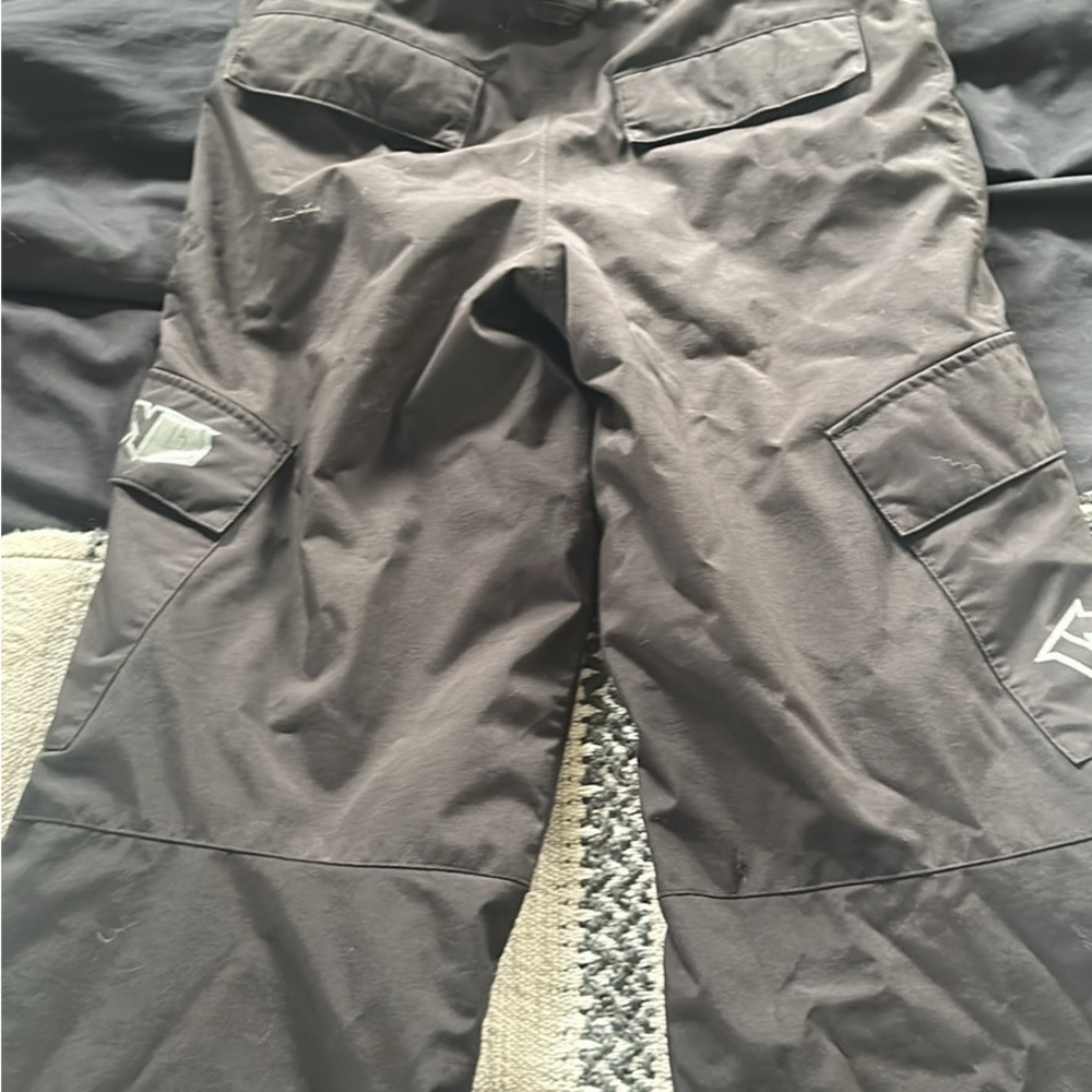 Snow Pants - Picture 2 of 4